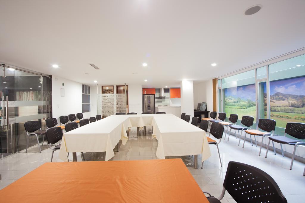 Hotel Castellana 100 Bogotá Zewnętrze zdjęcie