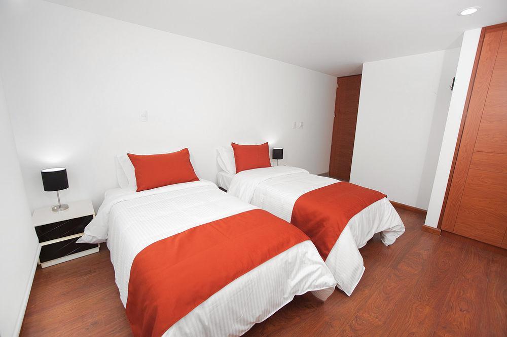 Hotel Castellana 100 Bogotá Zewnętrze zdjęcie